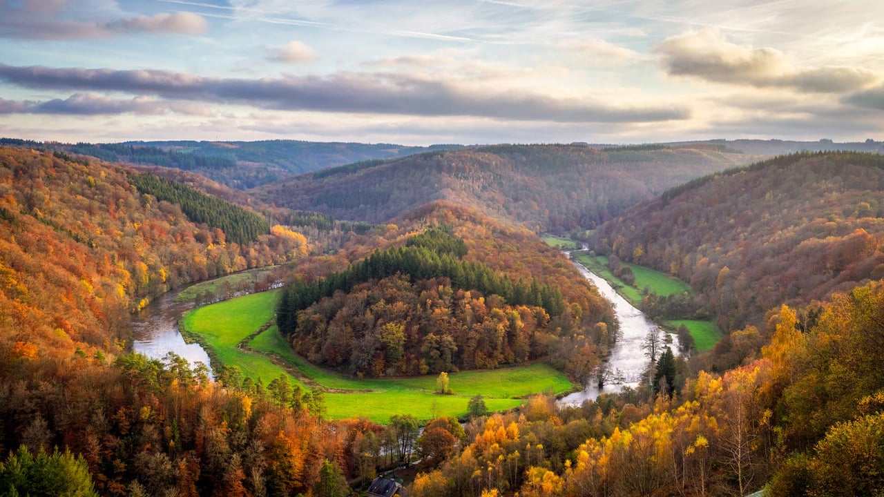 Tombeau du Géant (Giant's Tomb) in autumn, Bouillon, Belgium (© David Briard/Getty) desktop wallpaper