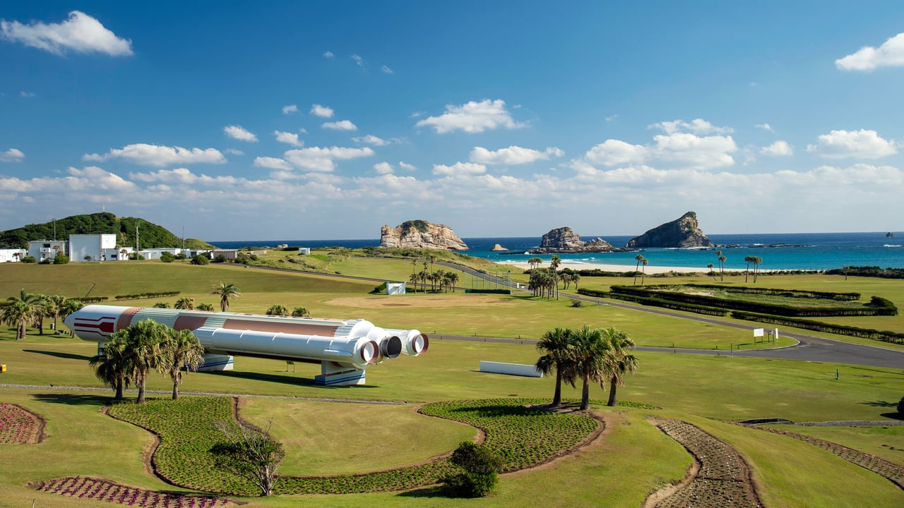 種子島宇宙センター, 鹿児島県 (© norinori303/Adobe Stock) desktop wallpaper