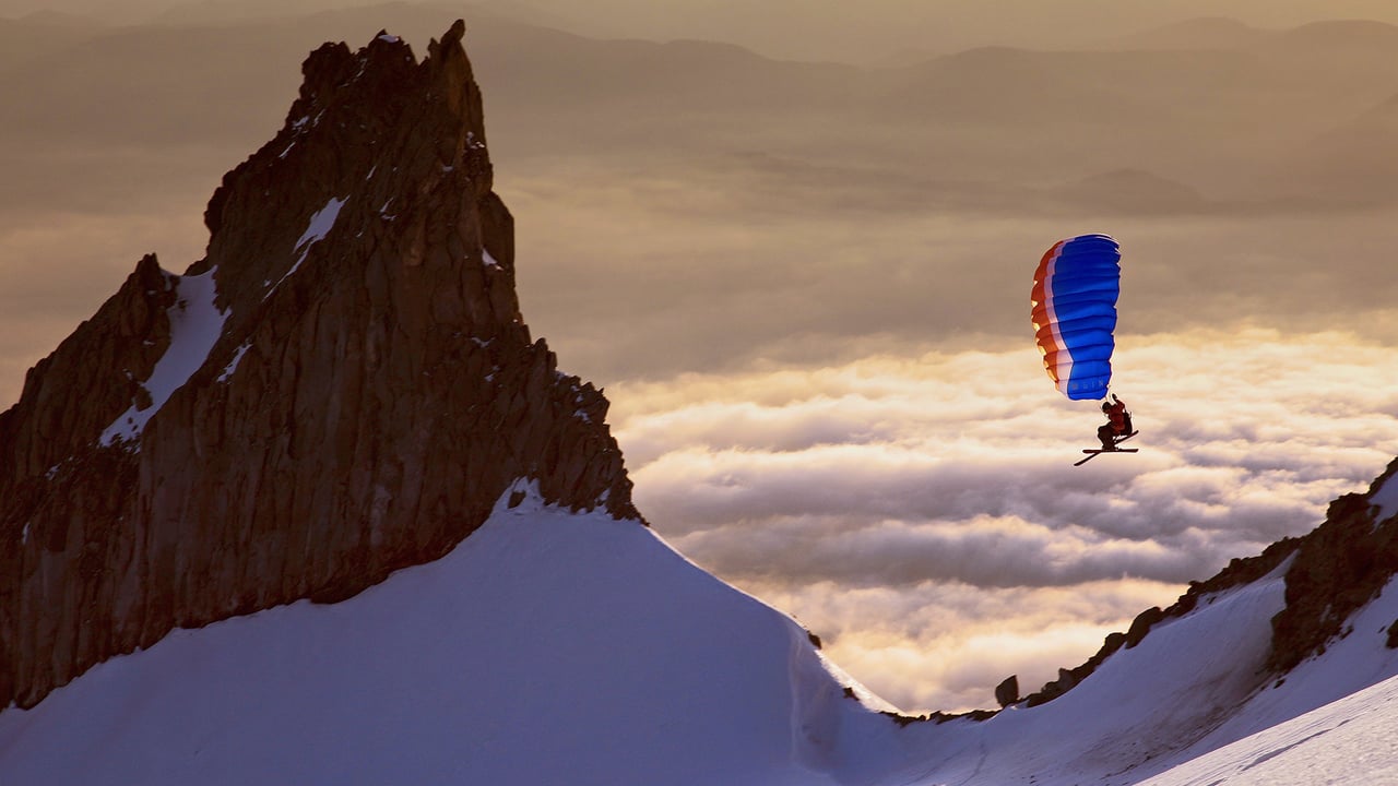Backcountry adventurer Alex Peterson speed riding on the south side of Mount Hood, Oregon (© Richard Hallman/DEEPOL by plainpicture) desktop wallpaper