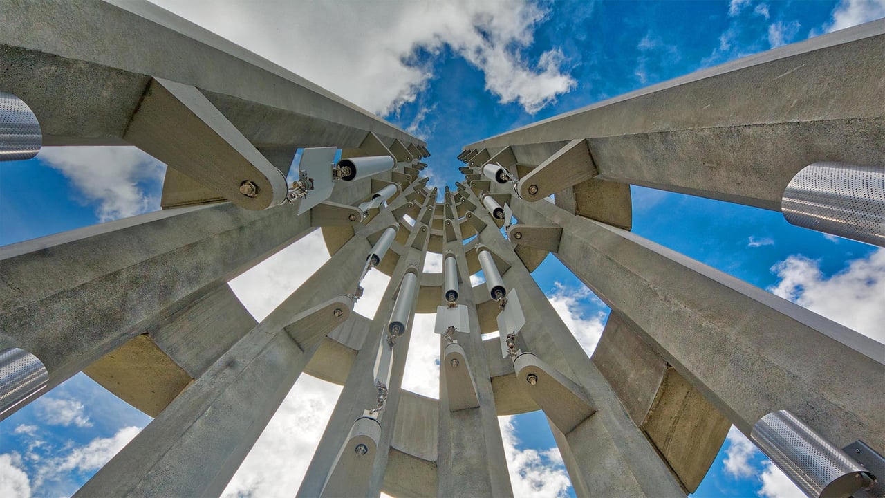 The Tower of Voices at the Flight 93 National Memorial in Shanksville, Pennsylvania (© Amy Cicconi/Alamy) desktop wallpaper