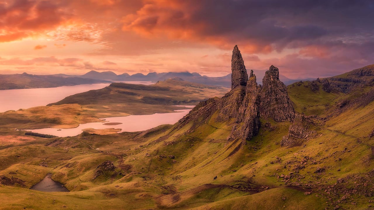 The Storr, a rock outcrop on the Isle of Skye, Scotland (© Juan Maria Coy Vergara/Getty Images) desktop wallpaper