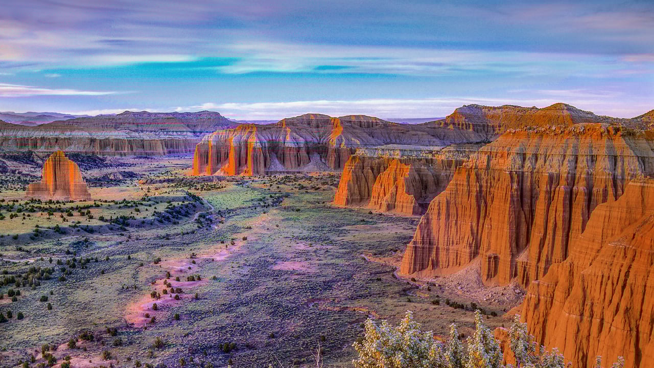 Mesas, Upper Cathedral Valley, Capitol Reef National Park, Utah (© Tim Fitzharris/Minden Pictures) desktop wallpaper