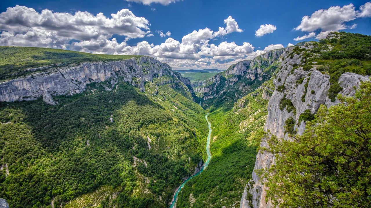 Verdon Gorge, Provence-Alpes-Côte d'Azur, France (© luisapuccini/Getty Images) desktop wallpaper