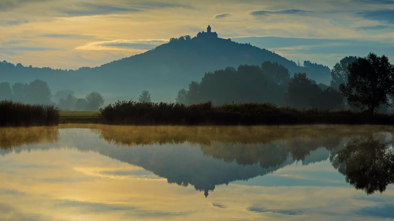 Wachsenburg Castle near Erfurt, Germany (© Radius Images/Offset by Shutterstock) desktop wallpaper