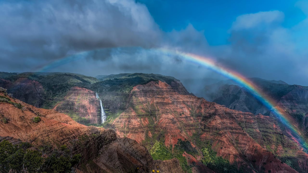 Rainbow over Waimea Canyon and Waipo'o Falls, Kauai, Hawaii (© Beverley Van Praagh/Getty Images) desktop wallpaper