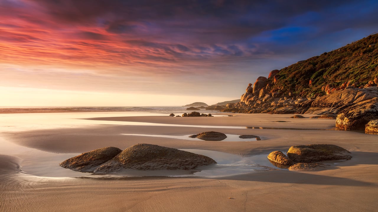 Beach in the evening light at Whisky Bay, Wilsons Promontory National Park, Victoria, Australia (© Michael Breitung/Huber/eStock Photo) desktop wallpaper