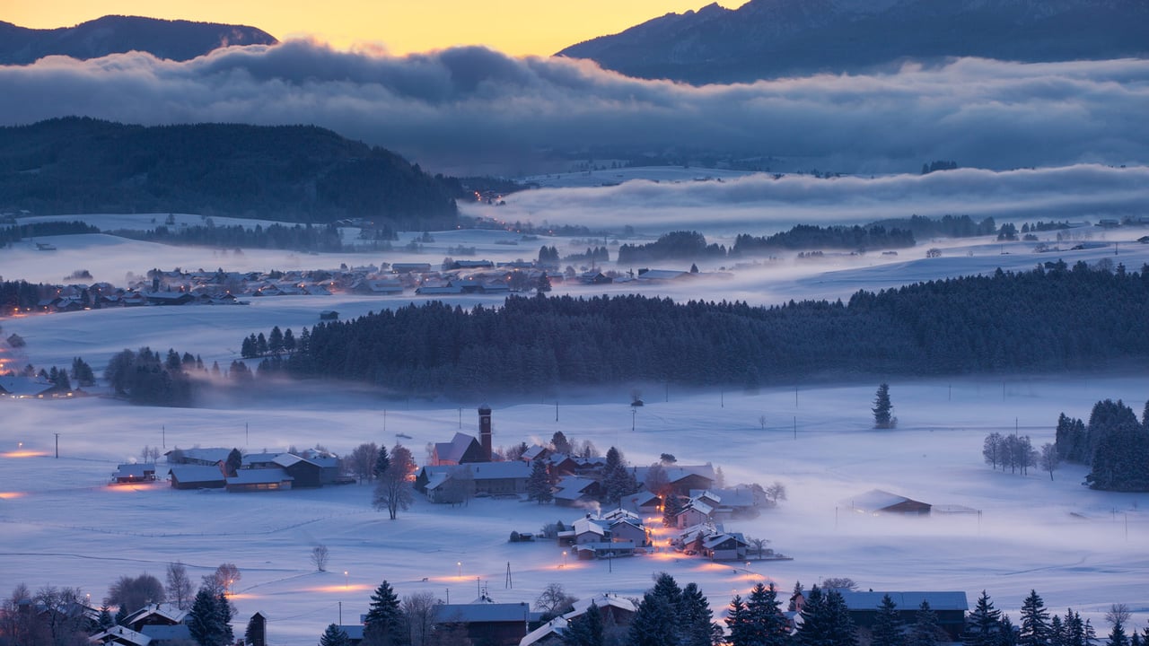 Winterlandschaft in Bayern, Deutschland (© wingmar/Getty Images) desktop wallpaper