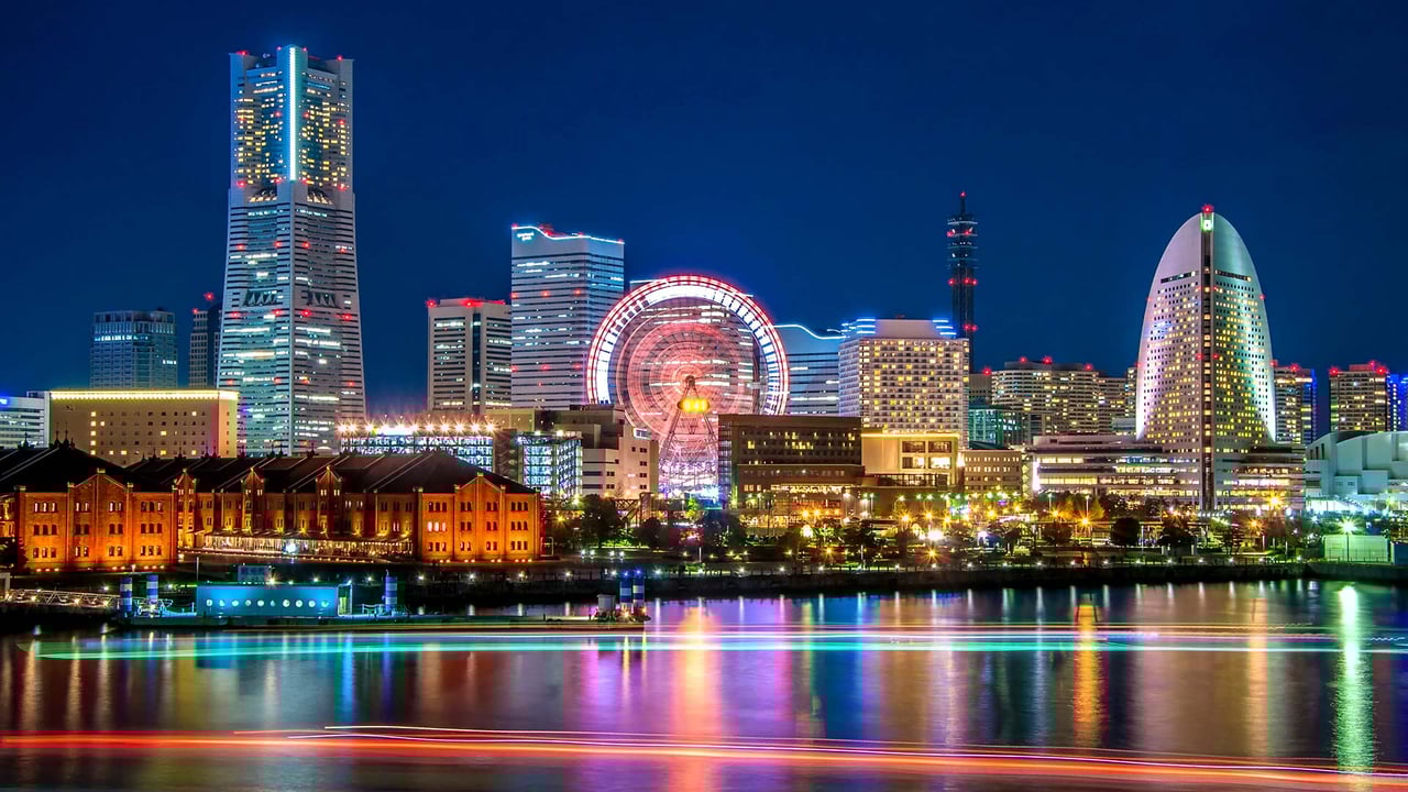 みなとみらいの夜景, 神奈川 横浜 (© Mytruestory Photography/Getty Images) desktop wallpaper