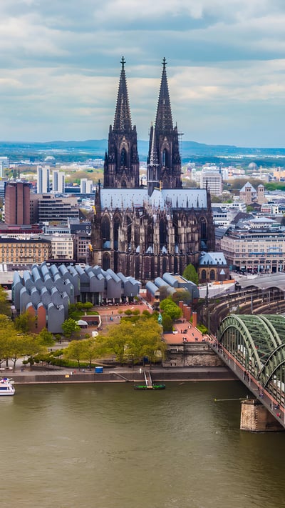 Luftaufnahme von Köln (© Romas_Photo/Shutterstock) mobile wallpaper