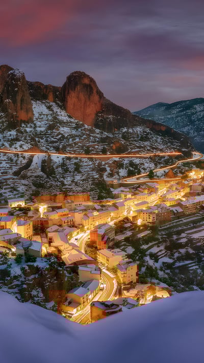 Aýna, Sierra del Segura, Albacete, Spain (© Juan Maria Coy Vergara/Getty Images) mobile wallpaper