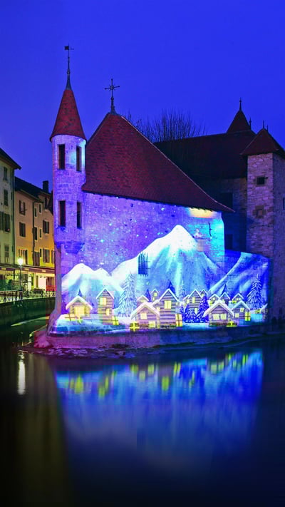 Winter scene illuminated on the Palais de l'Isle in Annecy, Haute Savoie, France (© blickwinkel/Alamy) mobile wallpaper