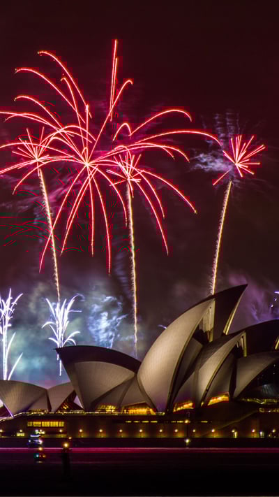 Sydney Opera House Australia Day celebration in 2018 (© Michal Ziarno/Shutterstock) mobile wallpaper