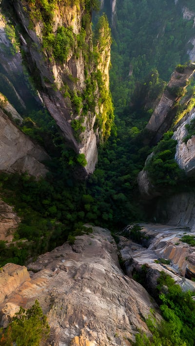 'Avatar Mountains', Zhangjiajie National Forest Park, China (© Amazing Aerial Premium/Shutterstock) mobile wallpaper