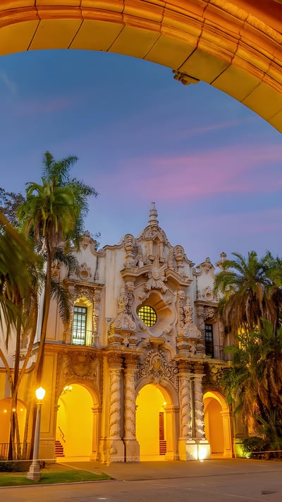 Casa del Prado, Balboa Park, San Diego, California (© f11photo/Getty Images) mobile wallpaper