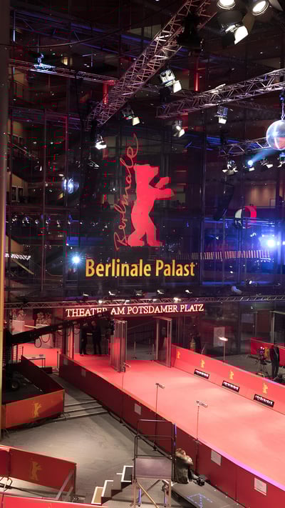 Berlinale, roter Teppich am Potsdamer Platz, Berlin (© Cineberg/Getty Images) mobile wallpaper