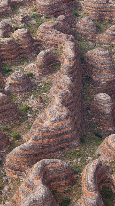 Beehive domes in the Bungle Bungle Range in the Purnululu World Heritage Listed National Park (© Philip Schubert/Adobe Stock) mobile wallpaper