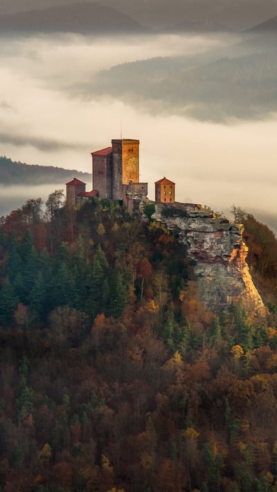 Trifels Castle in the Palatinate Forest, Rhineland-Palatinate, Germany (© Björn Lauer/Getty Images) mobile wallpaper