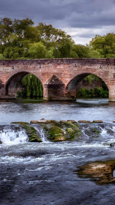 Devorgilla Bridge in Dumfries Galloway Scotland, UK (© jazman/Shutterstock) mobile wallpaper