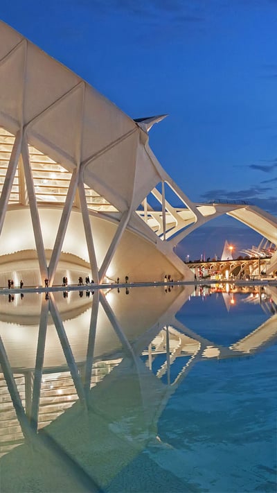 Stadt der Künste und der Wissenschaften, Valencia, Spanien (© MAIKA 777/Getty Images) mobile wallpaper