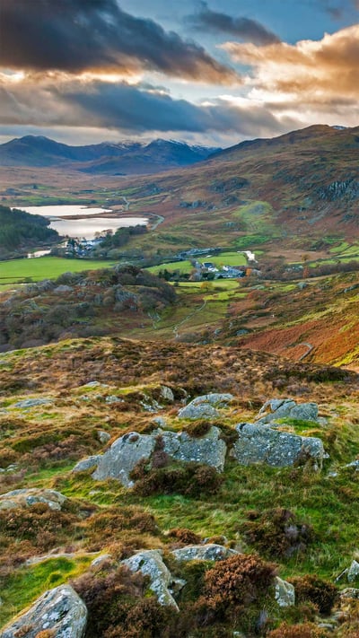Capel Curig in Snowdonia National Park, Wales, United Kingdom (© Sebastian Wasek/Sime/eStock Photo) mobile wallpaper