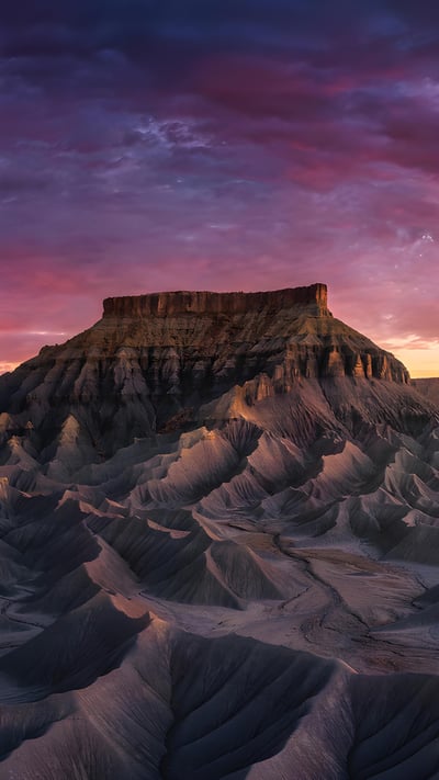 Sandstone butte in Capitol Reef National Park, Utah (© Amazing Aerial Premium/Shutterstock) mobile wallpaper
