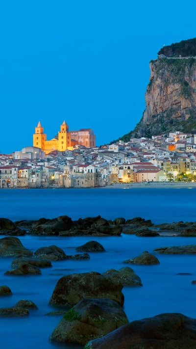 Cefalù on the Tyrrhenian coast in Sicily, Italy (© Tuul & Bruno Morandi/eStock Photo) mobile wallpaper