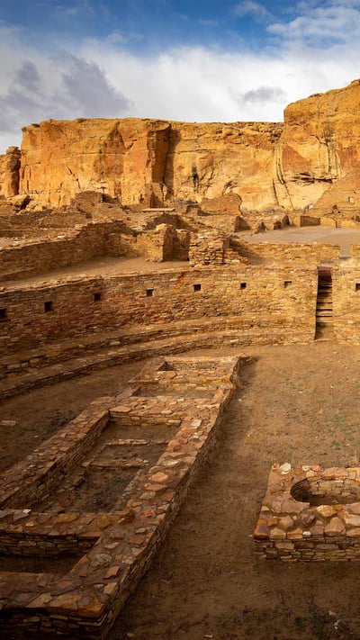 Pueblo Bonito, Chaco Culture National Historical Park, New Mexico (© Ian Shive/Tandem Stills + Motion) mobile wallpaper