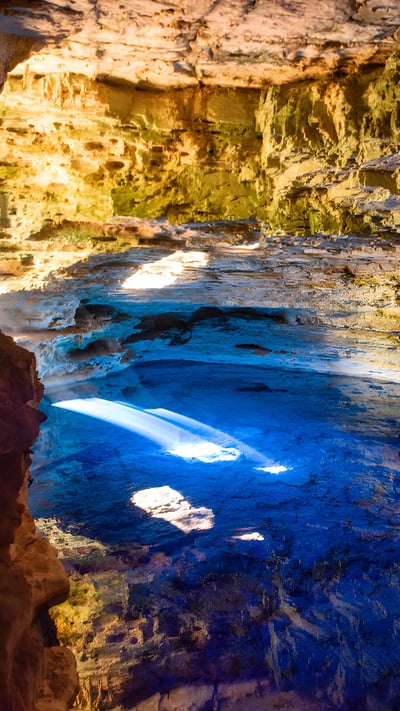 Poço Encantado cave in Chapada Diamantina, Bahia, Brazil (© Cavan Images/Getty Images) mobile wallpaper