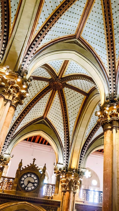 The architecture inside Chhatrapati Shivaji Maharaj Terminus in Mumbai, India (© memindshot/iStock/Getty Images Plus/Getty Images) mobile wallpaper