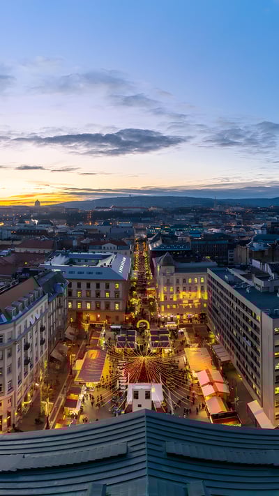 Christmas market, St. Stephen's Basilica, Budapest, Hungary (© Calin Stan/Shutterstock) mobile wallpaper