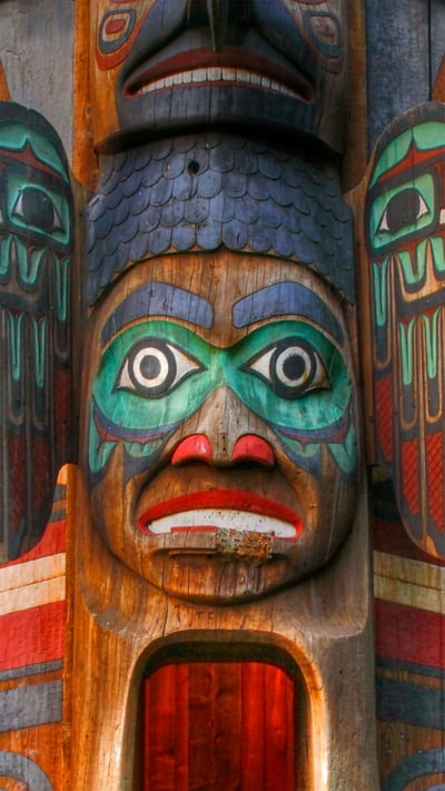 The Clan House at Totem Bight State Historical Park near Ketchikan, Alaska (© Ron Niebrugge/Alamy) mobile wallpaper