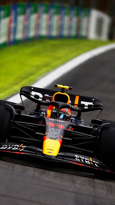 Oracle Red Bull Racing em São Paulo (© Jared C. Tilton/Staff/Getty Images) mobile wallpaper