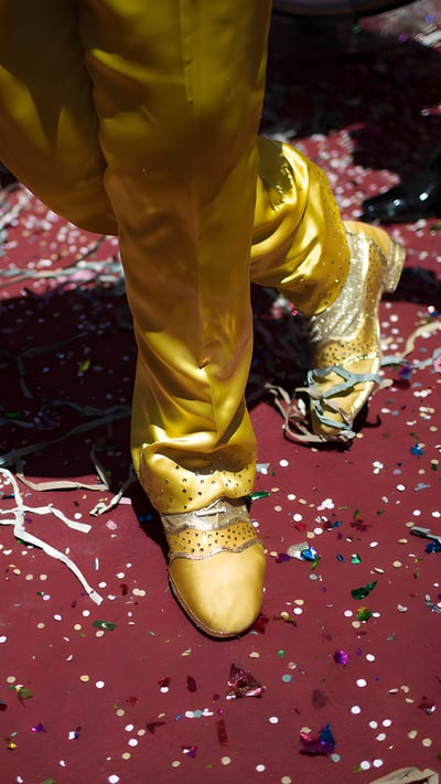 Wilson Dias da Costa Neto como Rei Momo durante o Carnaval de 2016 no Rio de Janeiro (© Leo Correa/AP Photo) mobile wallpaper