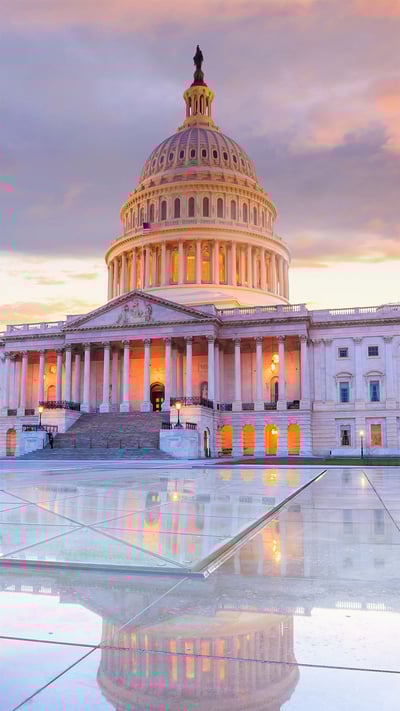 The United States Capitol Building in Washington, DC (© f11photo/Getty Images) mobile wallpaper