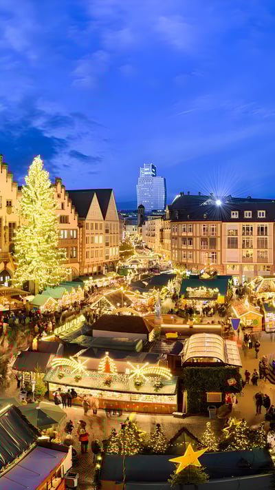 Weihnachtsmarkt in Frankfurt am Main, Hessen (© Michael Abid/Alamy Stock Photo) mobile wallpaper