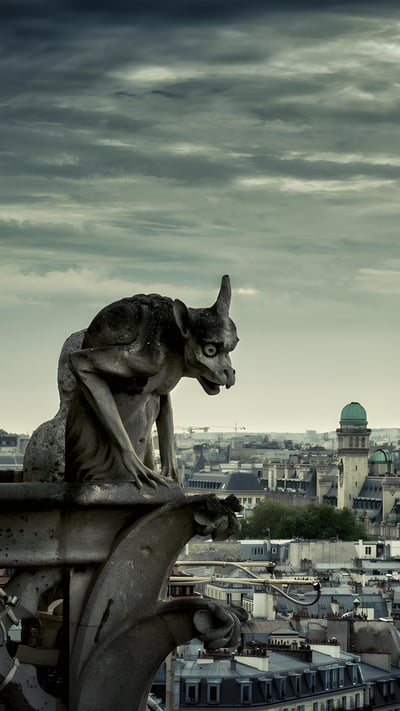 Chimera of Notre-Dame de Paris, France (© scaliger/Getty Images) mobile wallpaper
