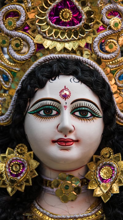 Idols of Hindu gods and goddesses in Kumortuli, Kolkata, India. (© Rob Pinney/Alamy Stock Photo) mobile wallpaper