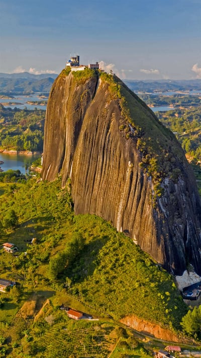 El Peñón de Guatapé, Guatapé, Antioquia, Colombia (© Amazing Aerial Agency/Offset by Shutterstock) mobile wallpaper