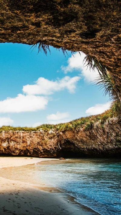 Playa del Amor in the Marietas Islands, off the coast of Puerto Vallarta, Mexico (© ferrantraite/Getty Images) mobile wallpaper