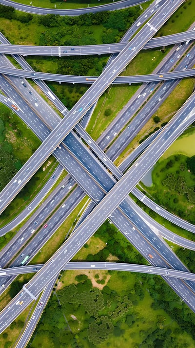 Highways in Taipei, Taiwan (© Tavarius/Shutterstock) mobile wallpaper