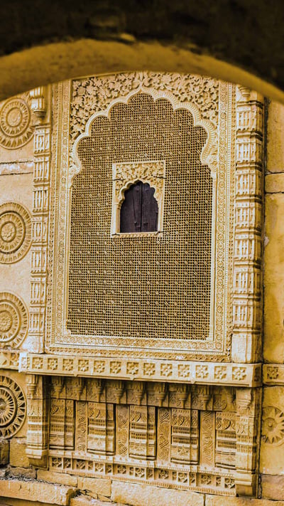 Inside the Jaisalmer Fort, Rajasthan (© Ss IMAGES/Alamy Stock Photo) mobile wallpaper