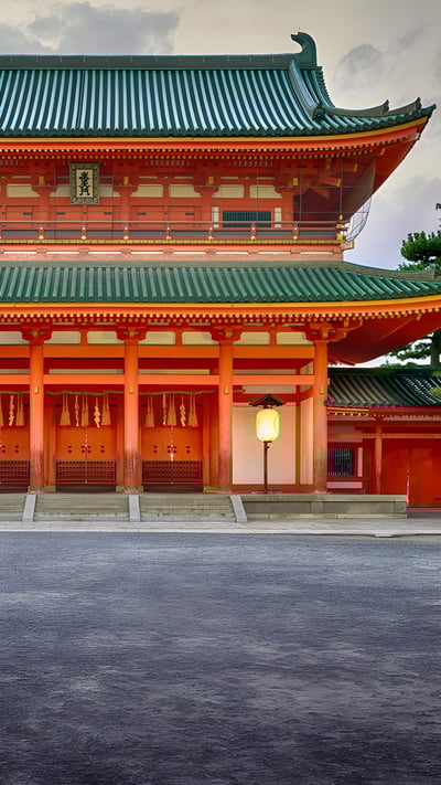 平安神宮, 京都府 京都市 (© Arif Iqball Photography-Japan/Alamy Stock Photo) mobile wallpaper