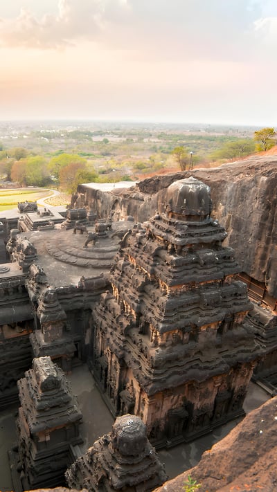 Kailasa temple in Ellora caves complex in India (© mazzzur/Getty Images) mobile wallpaper