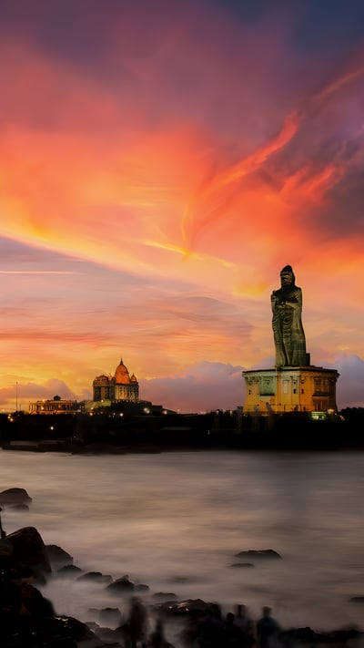 Thiruvalluvar Statue, Kanyakumari, Tamil Nadu (© Amith Nag Photography/Getty Images) mobile wallpaper