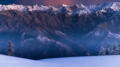 Frozen trails, soft sunrise