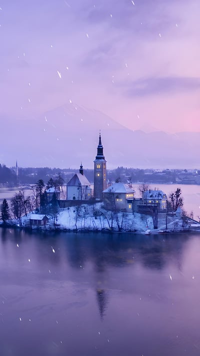 Lake Bled, Slovenia (© Kesu01/Getty Images) mobile wallpaper