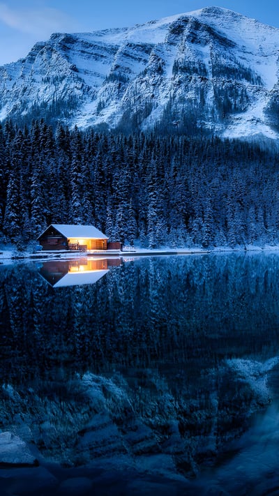 Lake Louise, Banff National Park, Alberta, Canada (© Mr. Simon Paul/Shutterstock) mobile wallpaper