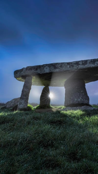 Lanyon Quoit burial chamber, Cornwall, England (© Guy Edwardes/Minden Pictures) mobile wallpaper