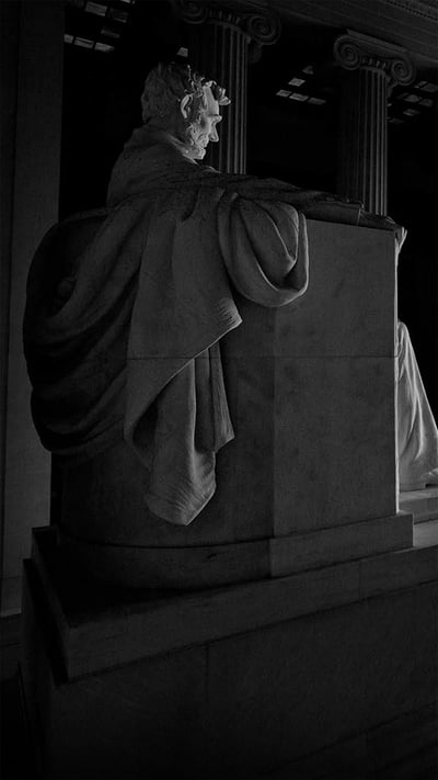 Lincoln Memorial in Washington, DC (© White House Photo/Alamy) mobile wallpaper