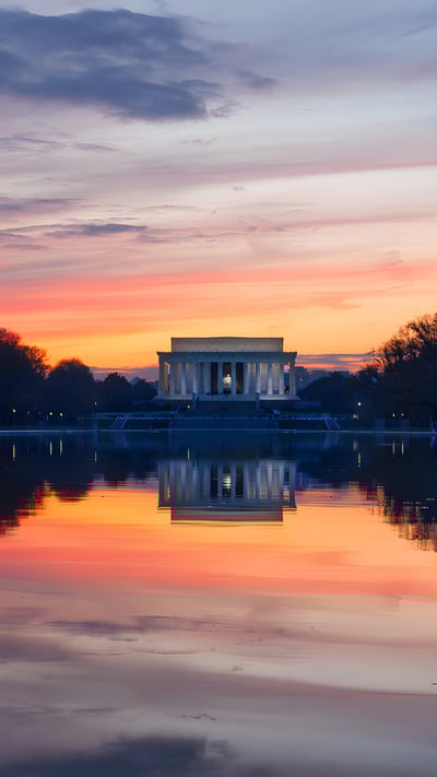 Lincoln Memorial, Washington, DC (© Steve Whiston/Fallen Log Photography/Getty Images) mobile wallpaper